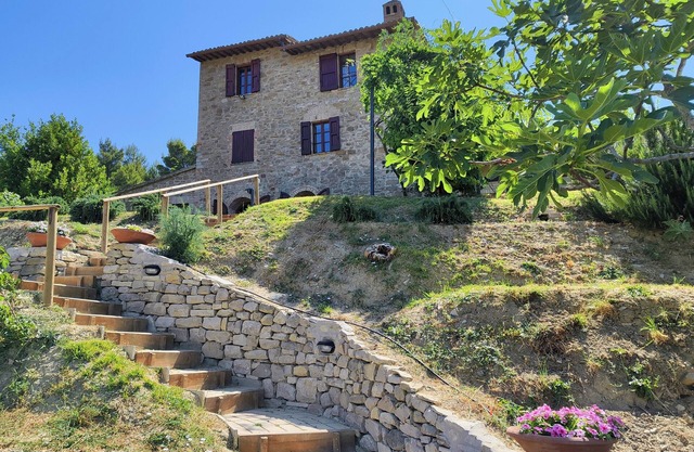 La Dimora nel casale: unas vacaciones en una villa con un gran parque exclusivo.