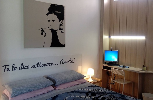 Un estudio romántico y lleno de 24 metros cuadrados en el campo cerca del mar