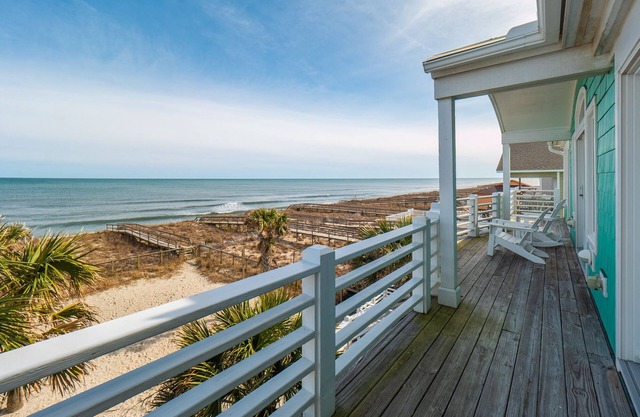 A Shore Cure: casa de 6 dormitorios / 4 baños en Kure Beach, capacidad para 16
