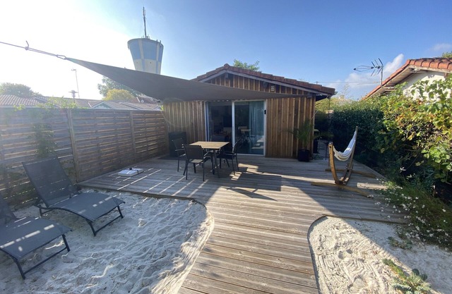A soothing getaway for two in Arès