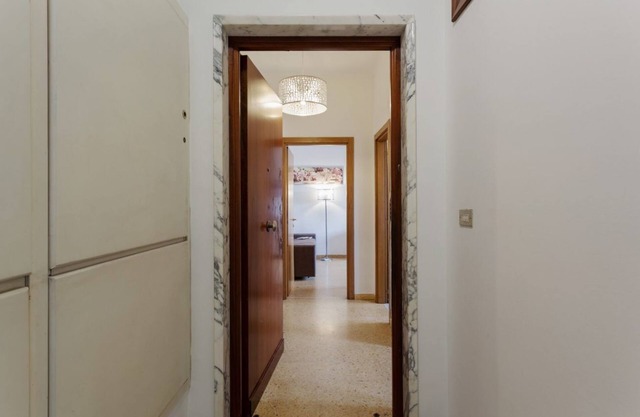 ¡A tiro de piedra del Arno! Piso central x4