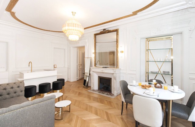 A Sumptuous 2-BR apartment in the Champs-Elysées