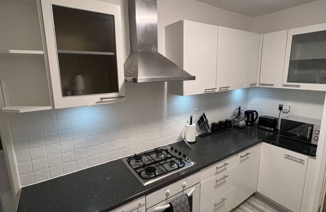 a two Bedroom Cosy Hideaway Based in Greenwich