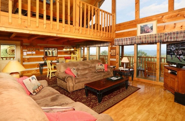 A Walk In The Clouds: Thanksgiving Special Buy 6 nights and get 7th night free!