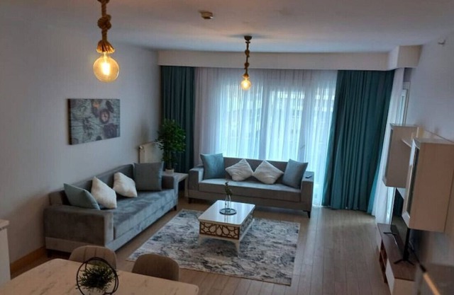 A2-21 1+1 · A PEACEFUL HOME 1+1 AIRPORT AND SHOPPING CENTERS .