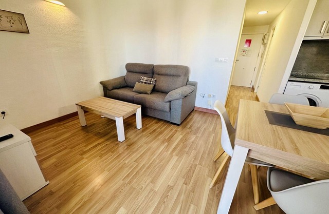A271 - Coqueto apartamento moderno y luminoso