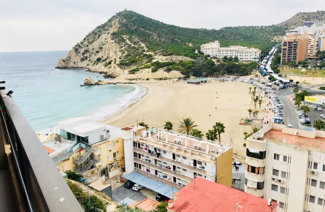 A717 - Coqueto apartamento con vista al mar y plaza de garaje