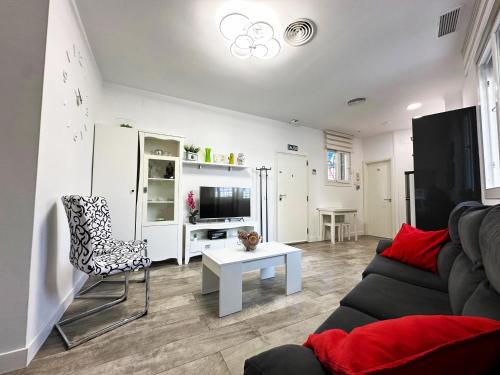 A8 - Apartamento en La Carihuela, 2 dormitorios, Wifi, a 100 metros de la playa