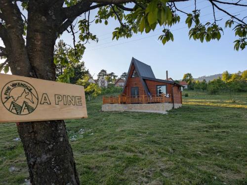 AA Pine vikendica za izdavanje u srcu Zapadne Srbije