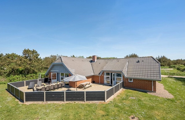 "Aage" - 1.7km from the sea by Interhome