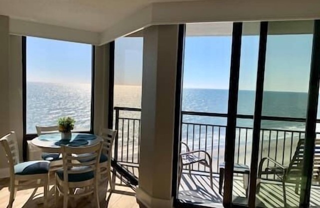 FRENTE AL MAR-Excelente ubicación !! ¡¡¡Bienvenido al paraiso!!!