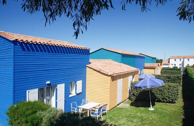 Accès Piscine! Appart cosy et sympa avec mezzanine, près de la plage