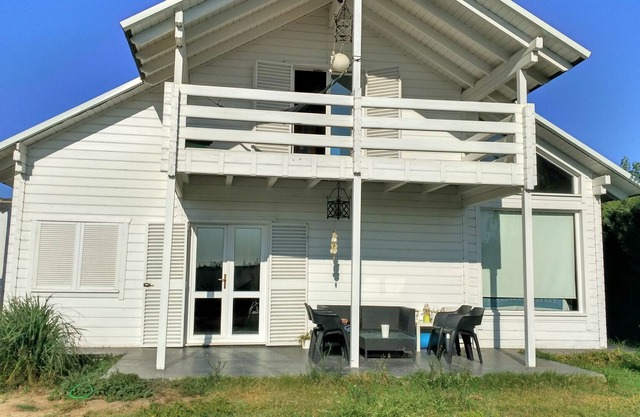 ACOGEDORA CASA DE MADERA PLAYA EL PALMAR DE VEJER