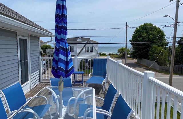 Al otro lado de la sección residencial de Jenness Beach