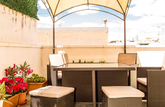 Apartamento con aire acondicionado Wifi a 5 minutos del centro ya 15 minutos del mar.