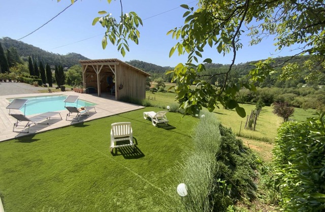Casa rural Sainte-Mondane, 2 dormitorios, 4 personas