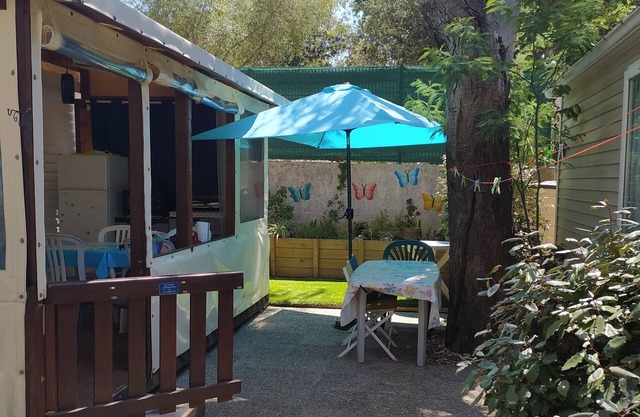 Casa móvil con aire acondicionado, camping 4 personas "La Presqu'ile de Giens" ****