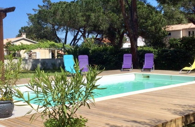 Villa frente al mar con aire acondicionado, piscina privada y terraza.