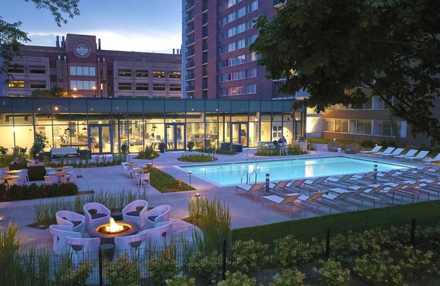 Airy Medical District 1BR w/ W/D, Roof & Gym, nr Hospitals, by Blueground