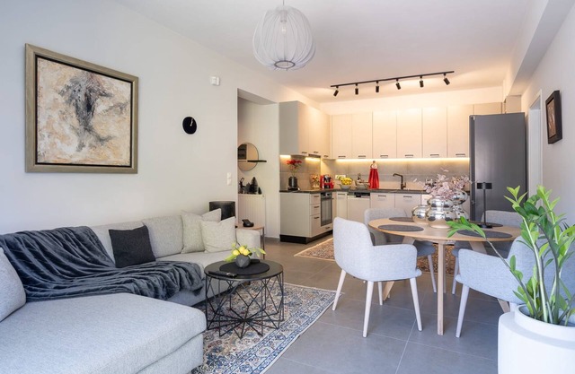 Alimos Luxury Design Apartment