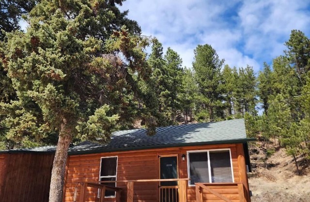 Allen Gulch Cabins is the perfect location to stay and explore the Black Hills!!