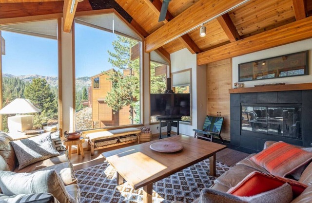 Alpine Meadows Beauty with 6 BR / 6 BA