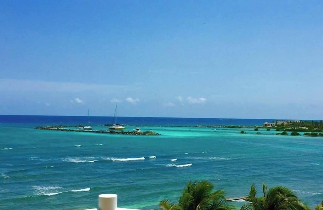 Alta Vista I 3BR I Condo I PA