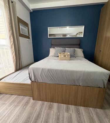 Amani 311 Suites - Double bed with Single Pull Out Bed