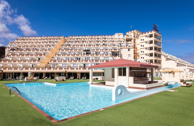 Apartments Palm Garden