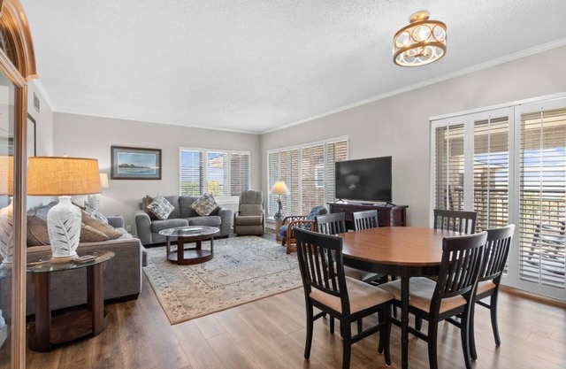 Amazing 2 Bdrm Oceanview 4th Flr