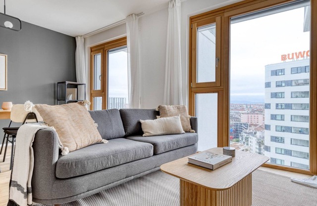 Amazing Favoriten 3BR w/ Gym, Lounge & Elevator nr Metro, by Blueground