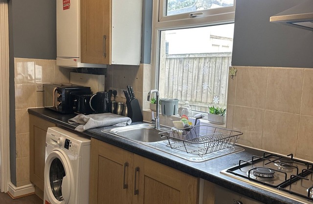 Amazing Ground Floor one bedroom Flat Forest Road