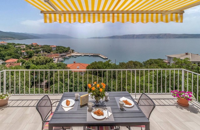 Increíble casa en Novi Vinodolski