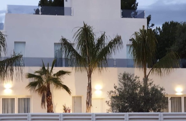 Increíble villa nueva cerca de la playa