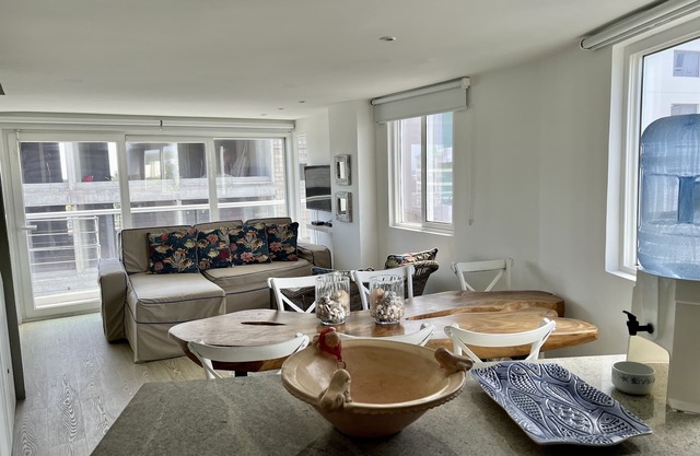 Amplio Penthouse con Piscina a Pasos de la Playa