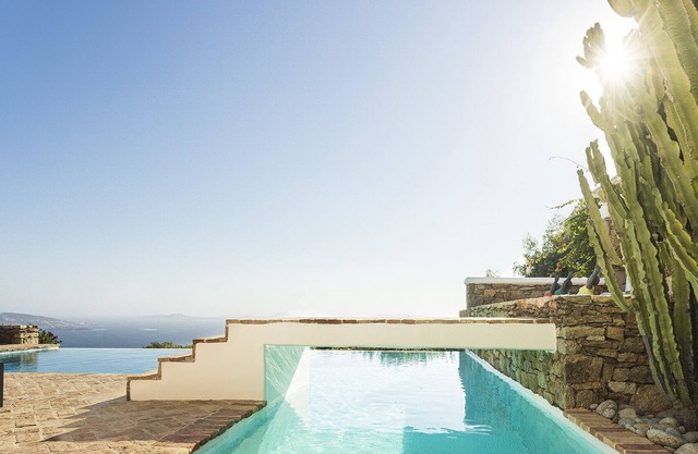 impresionantes vistas y puestas de sol cerca de la ciudad y las playas, muchas áreas de estar exteriores