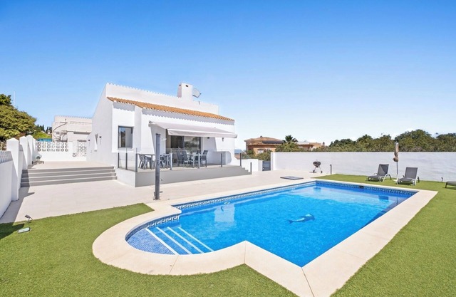 Increíble Villa en El Faro! 400 m de la playa