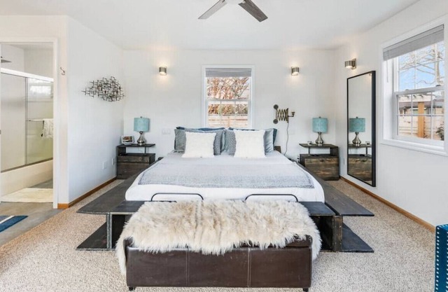 Amenity packed Bungalow w/Office & Hot Tub - Pet Friendly!