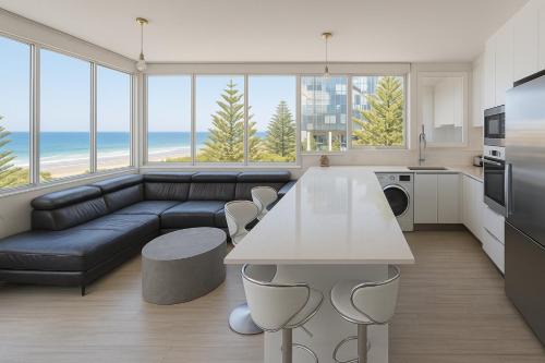 Amira Apartments Main Beach