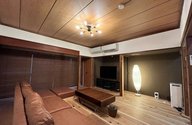 An inn where you can rent an old private house where you can fish from the window of the house 2 mi / Numazu Shizuoka