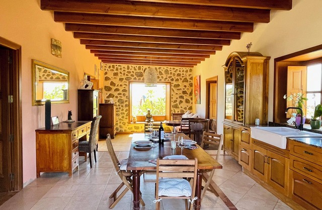 Casa típica Canarias con vistas al mar, grandes puestas de sol y la playa