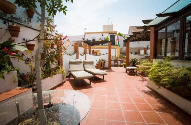 Casa andaluza con impresionante terraza.