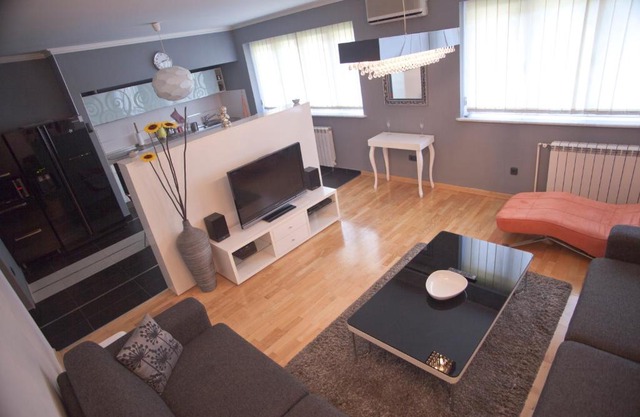 Angel Apartment