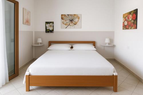 Annalisa Flat