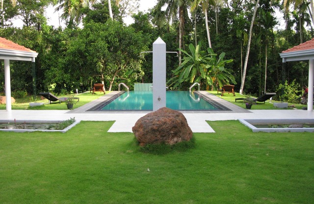 Anuhas Airport Villas