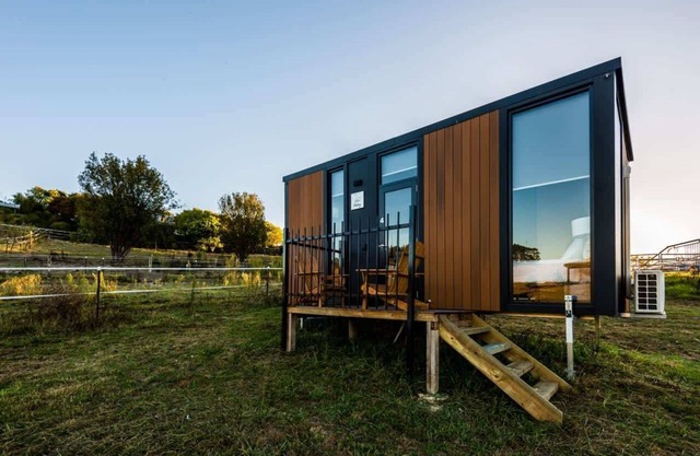 Black Horse Cabin 4 by Tiny Away