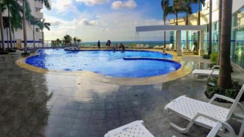 Apartamento con Piscina para Vacacionar en Bocagrande Cartagena