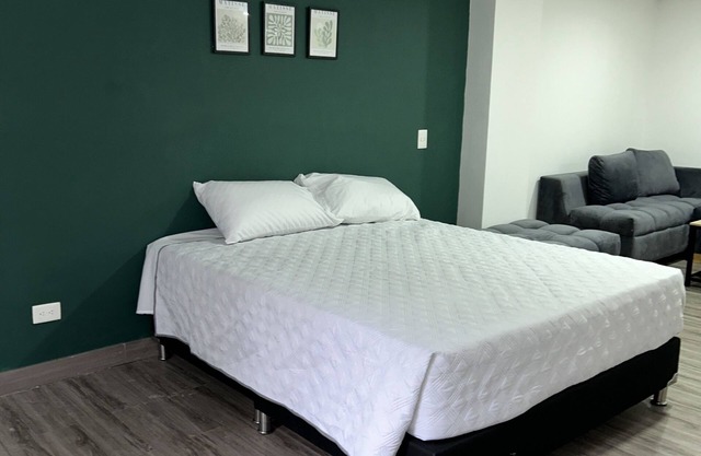 Apartamento con excelente ubicación cerca a Provenza y demás sitios de interés