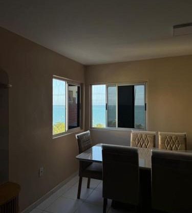 Apartamento em Pajuçara
