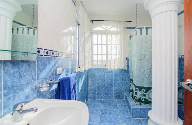 Apartamento tipo ático con vista al mar